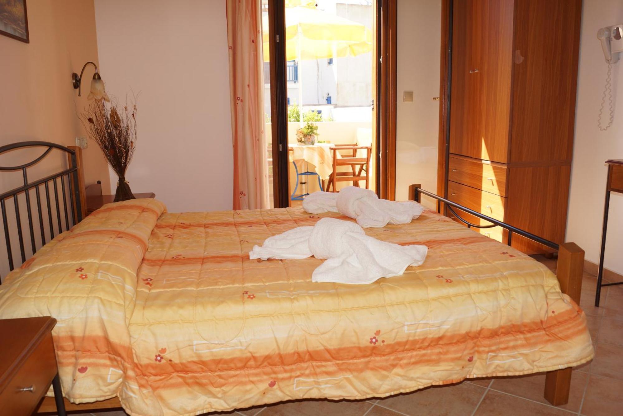 Maria'S Residence Agia Anna  Buitenkant foto
