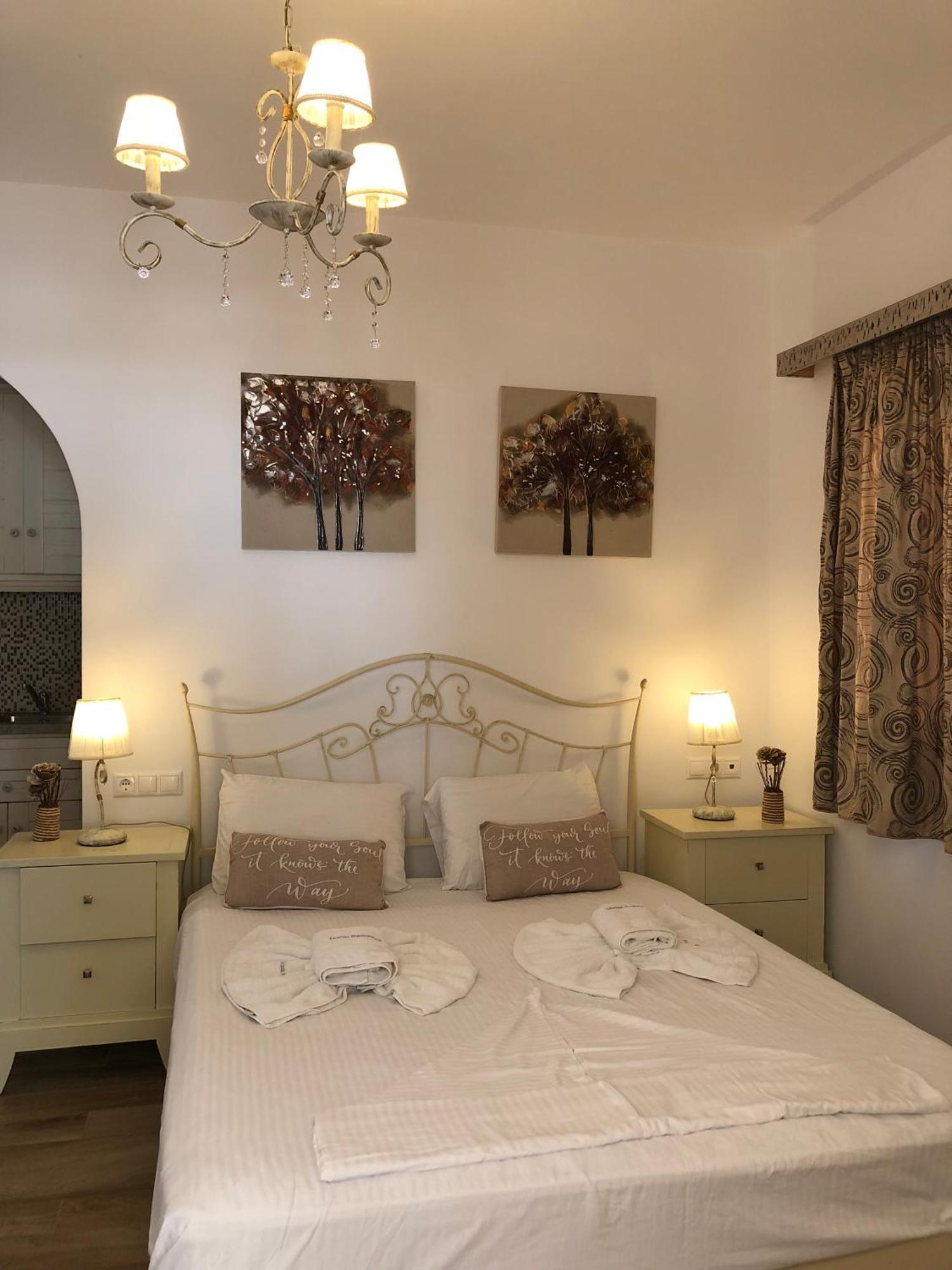 Maria'S Residence Agia Anna  Buitenkant foto