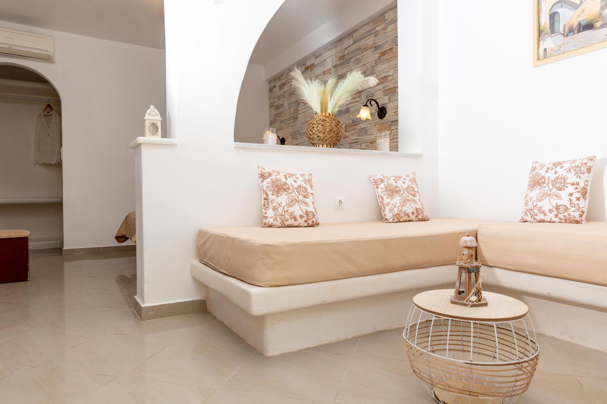 Maria'S Residence Agia Anna  Buitenkant foto