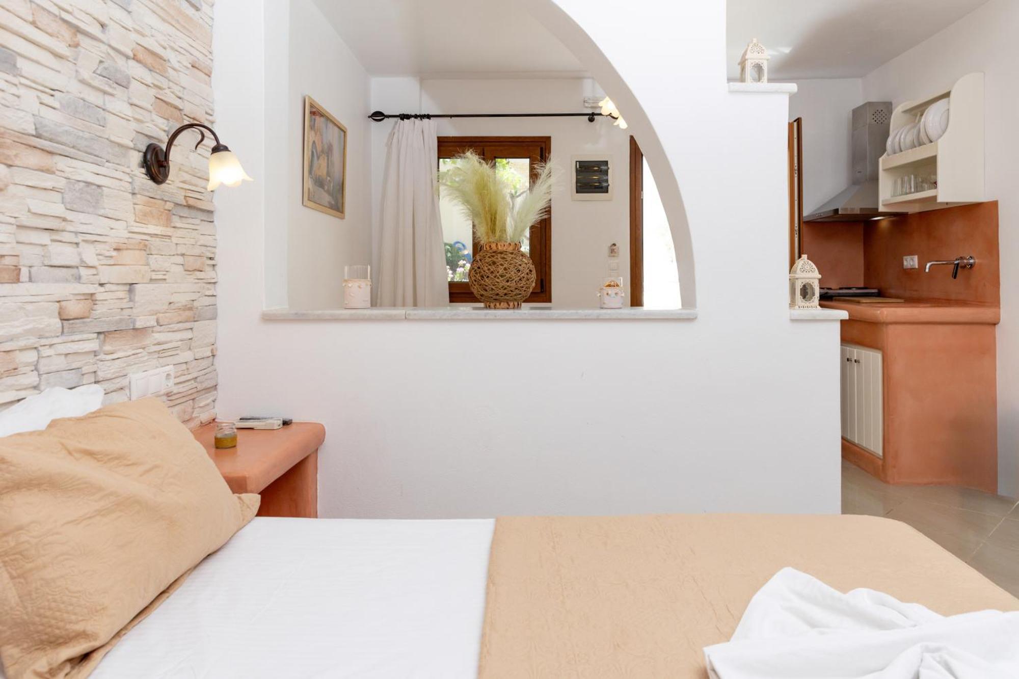 Maria'S Residence Agia Anna  Buitenkant foto